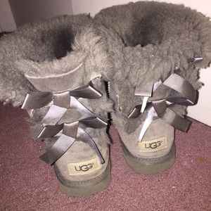 UGGs Gray Bailey Bow Boots Size 3